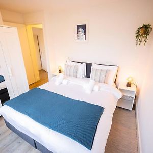 Magnificent Two Bedroom Apartment - Sd23M